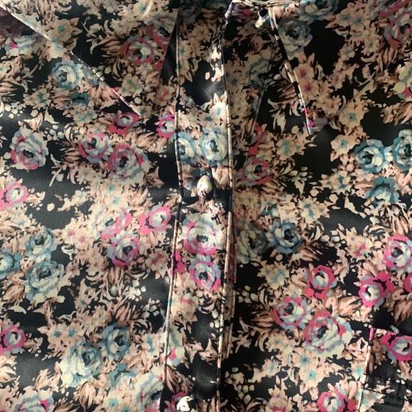 AFRM x Nordstrom floral silky button-down sz L - Picture 7 of 7